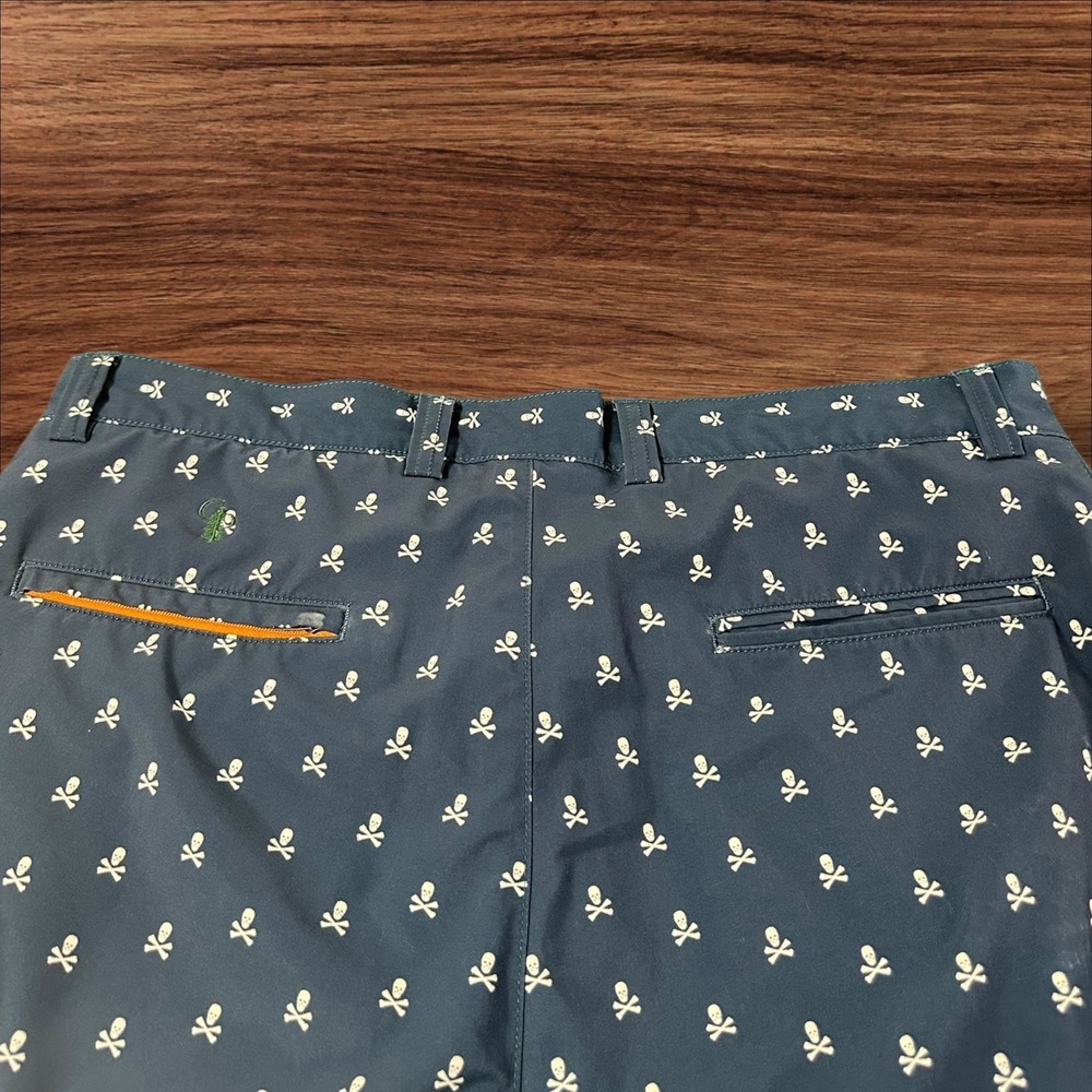 Peter Millar Crown‎ Sport Mens Golf Shorts Blue Skull Print Size 34 - Picture 7 of 8